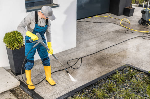 Best Commercial Pressure Washing  in Deerfield Beach, FL